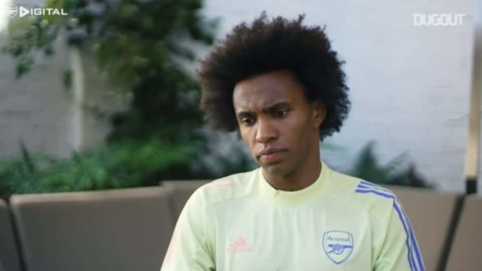 Willian revela conversa com David Luiz antes de fechar com Arsenal