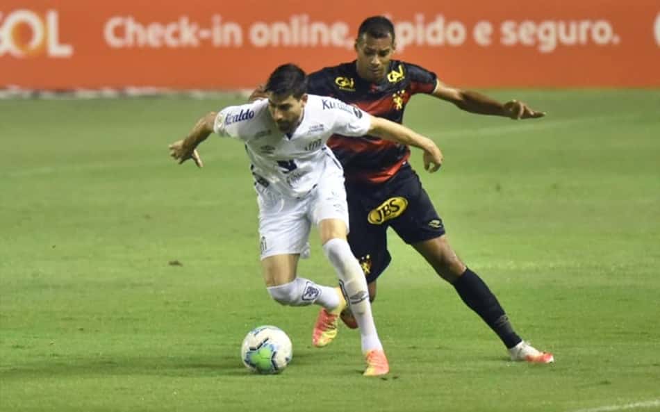 Daniel Paulista lamenta chances perdidas na etapa inicial