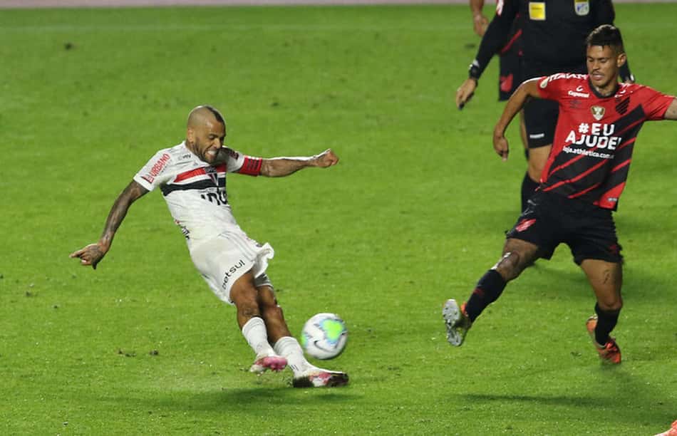 São Paulo vai para Quito com seis desfalques; veja os nomes