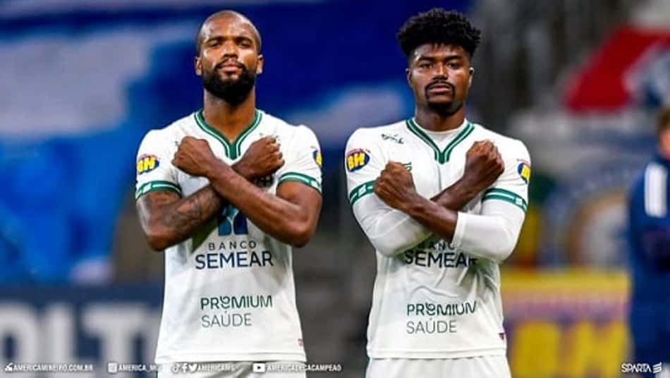 Santos encaminha a contratação do zagueiro Eduardo Bauermann