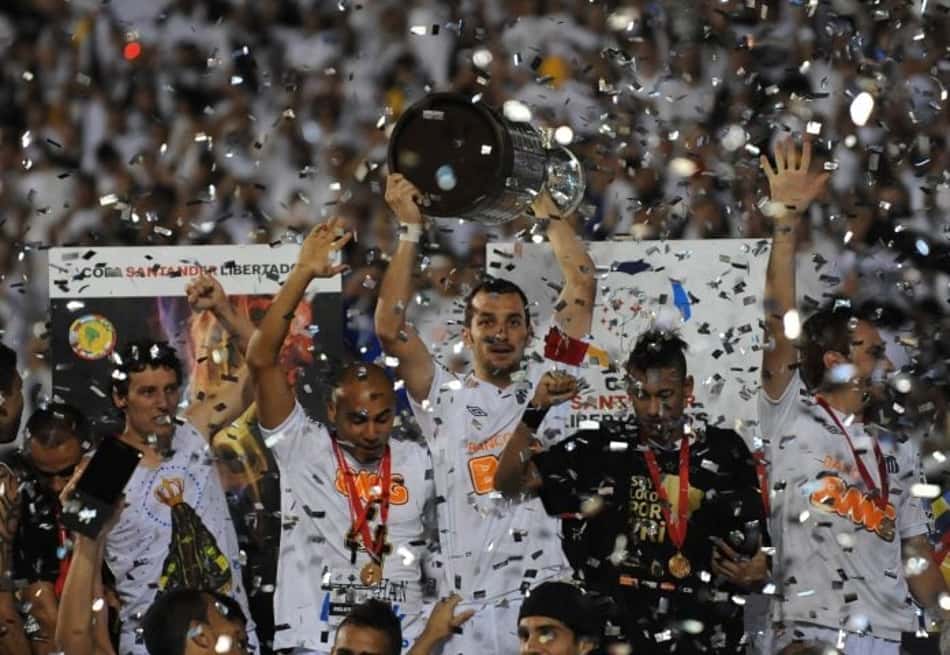 As coincidências das finais do Santos nas Libertadores de 2011 e 2020