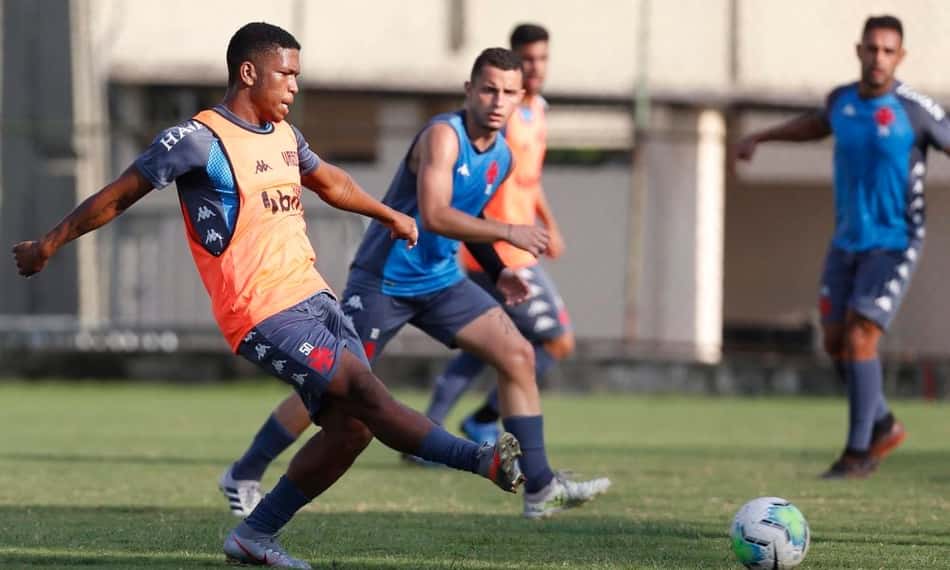 Retorno de Juninho é a boa notícia no Vasco após perda da invencibilidade