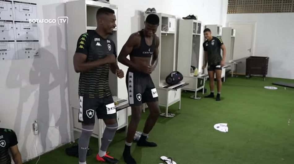 Kalou e Matheus Babi - Botafogo