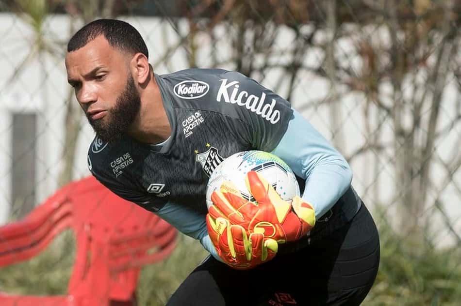 Sampaoli convence diretoria do Galo a tirar Éverson do Santos