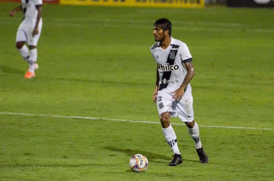 Volante da Ponte destaca importância da vitória contra o Botafogo-SP
