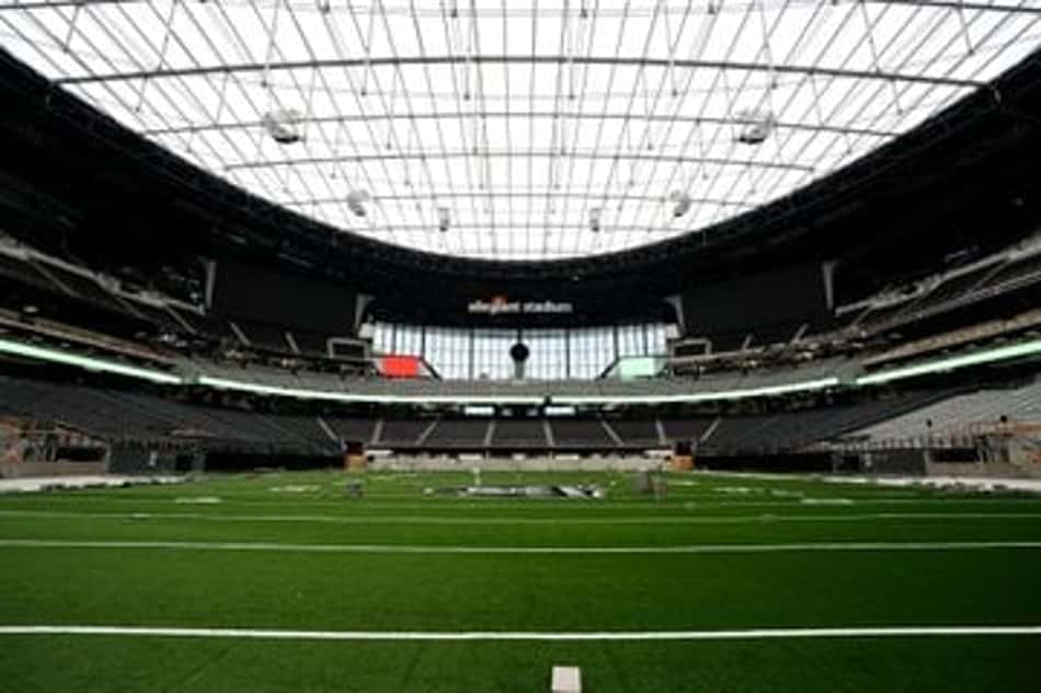 Administradores do Allegiant Stadium optaram pela ausência de público em nova temporada da NFL