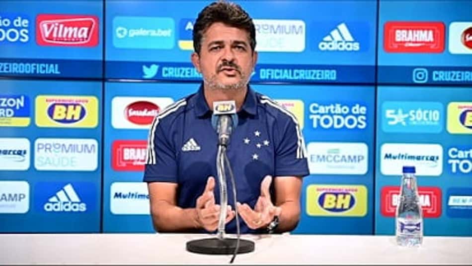 Muricy critica diretoria do Cruzeiro por nova troca de treinador: 'Estão brincando de dirigir um time'