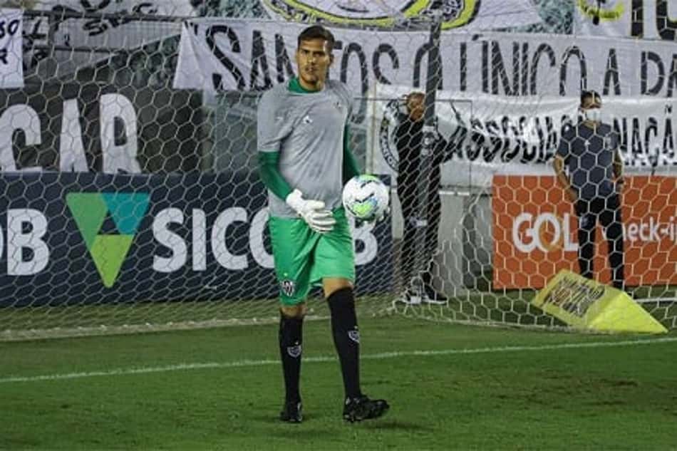 Galo confirma empréstimo do goleiro Matheus Mendes ao CSA
