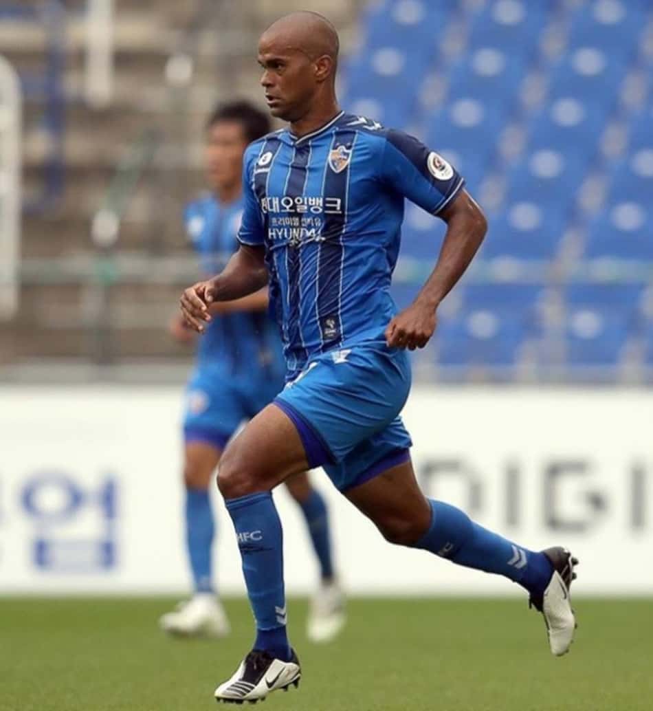 Júnior Negão - Ulsan