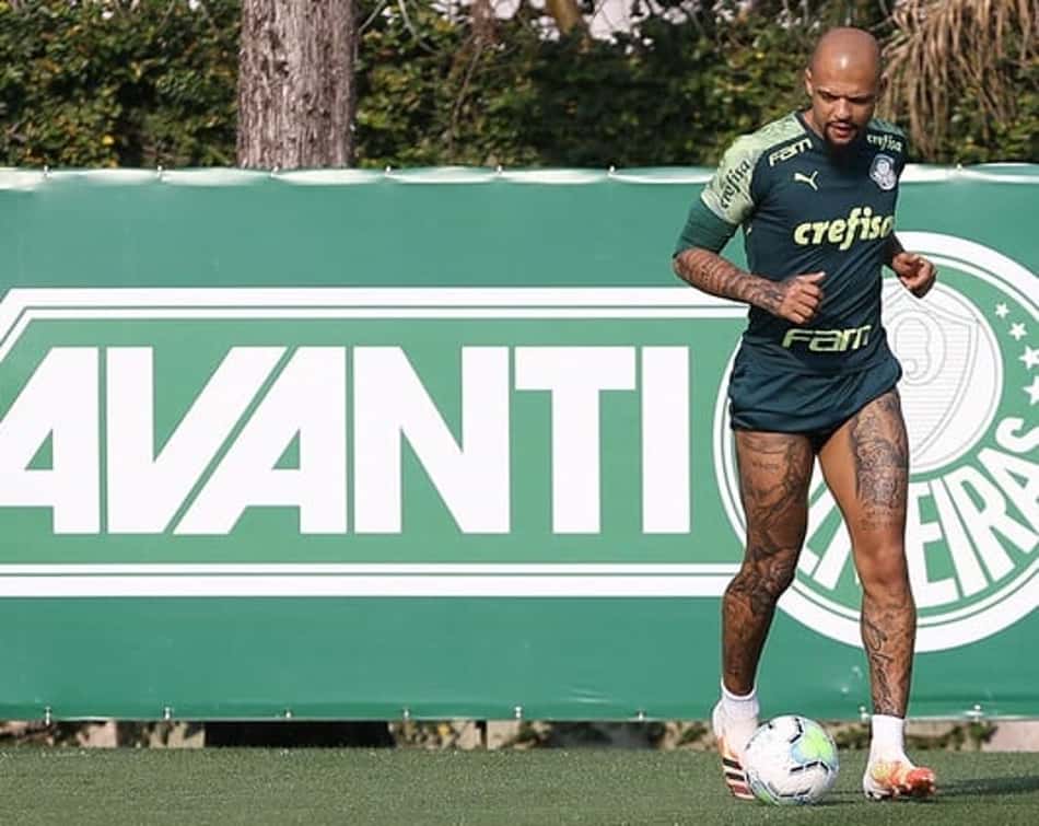 Vídeo: Luiz Adriano viaja, Felipe Melo fica e nova lista do Palmeiras na Libertadores