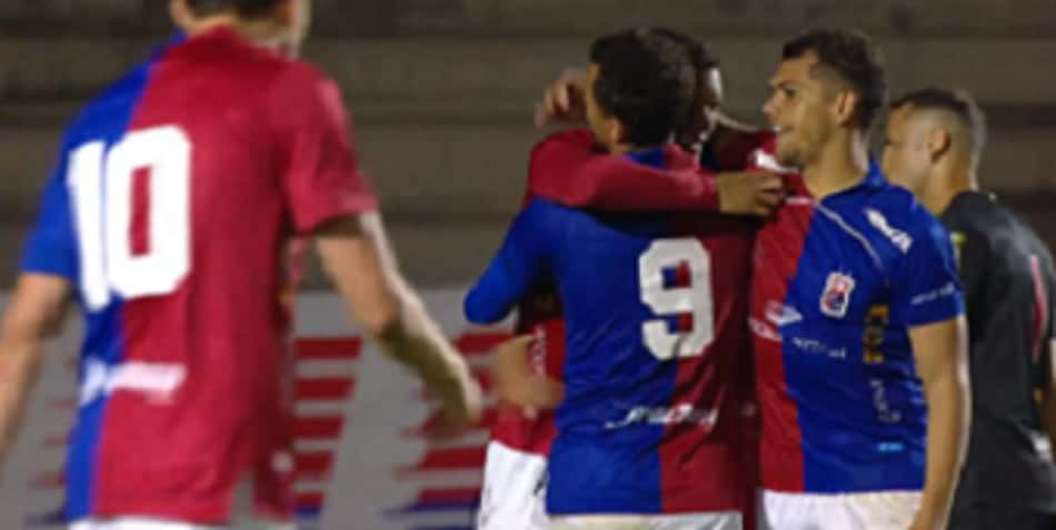 Com gols de Fabrício e Higor Meritão, Paraná derrota o CRB e assume liderança da Série B