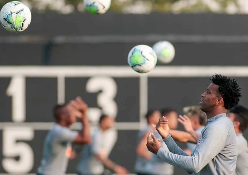 Gil - Treino Corinthians