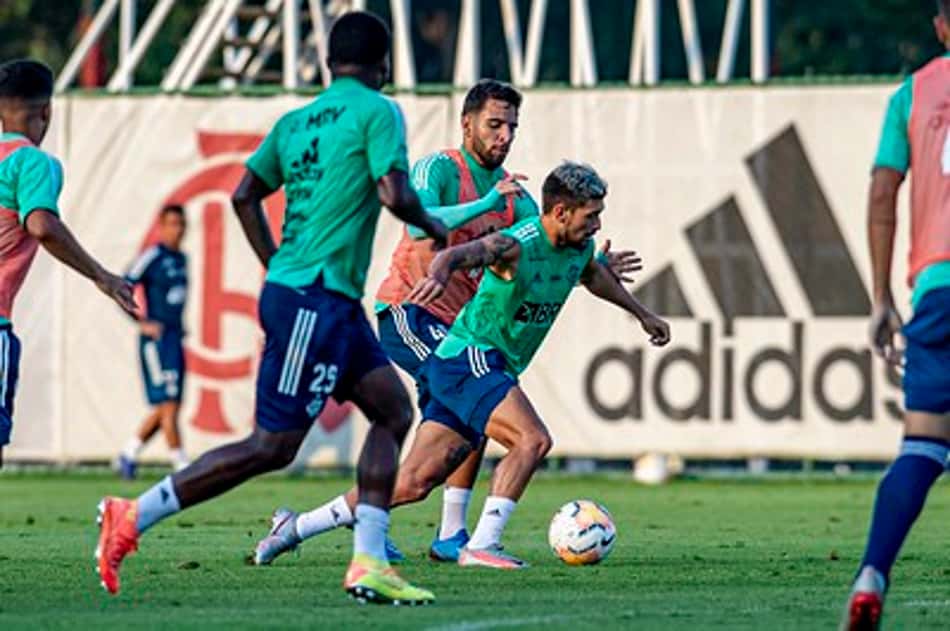 Veja o último treino do Flamengo antes da viagem ao Equador