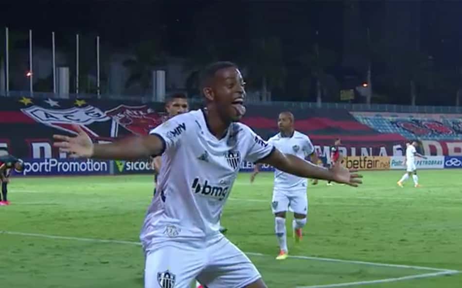 Em noite de gala, Keno entra na lista dos maiores finalizadores do Brasileiro