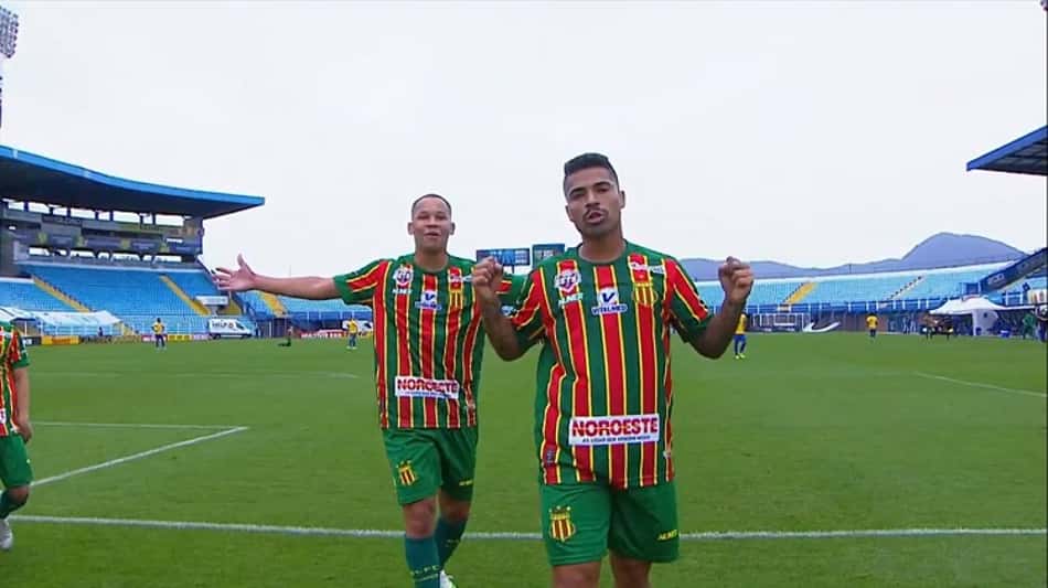 Desafogou! Sampaio Corrêa sai da lanterna na Série B goleando o Avaí