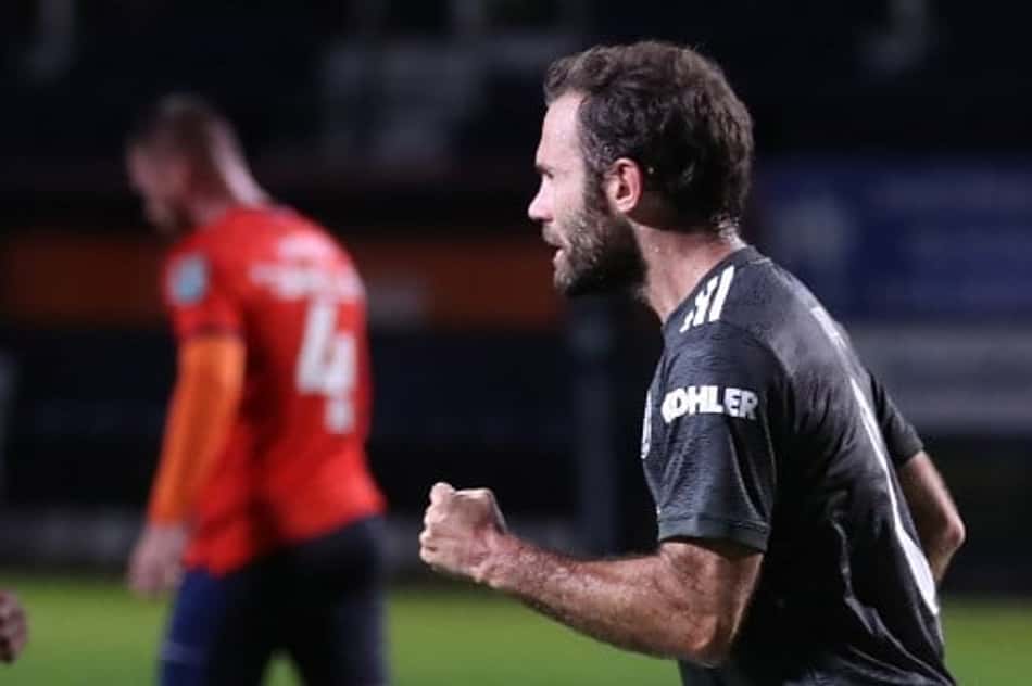 Juan Mata, Manchester United