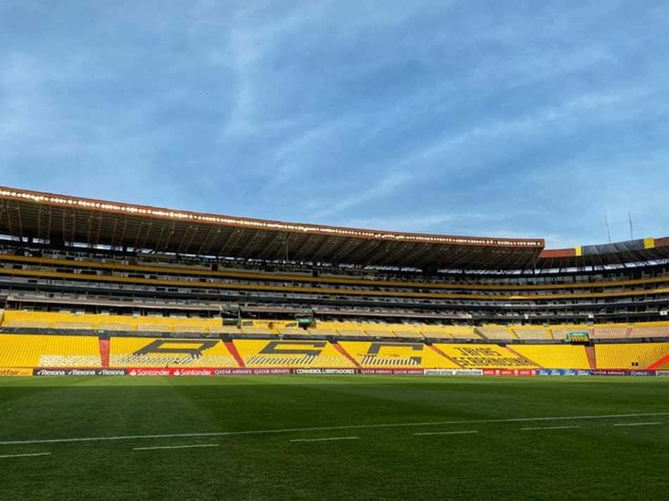Barcelona terá volta do público contra o Flamengo na Libertadores