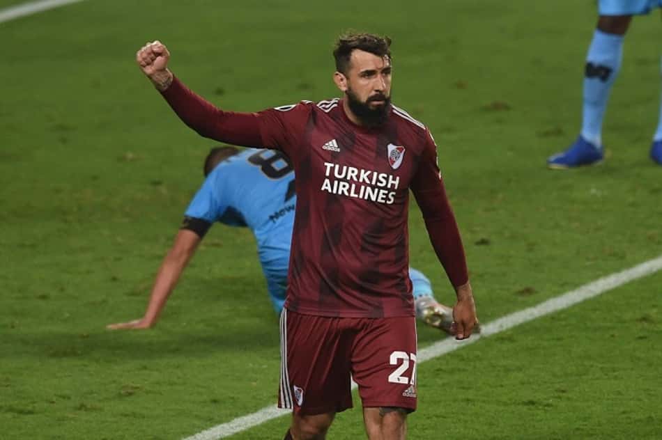 Oficial! Lucas Pratto é anunciado pelo seu novo clube