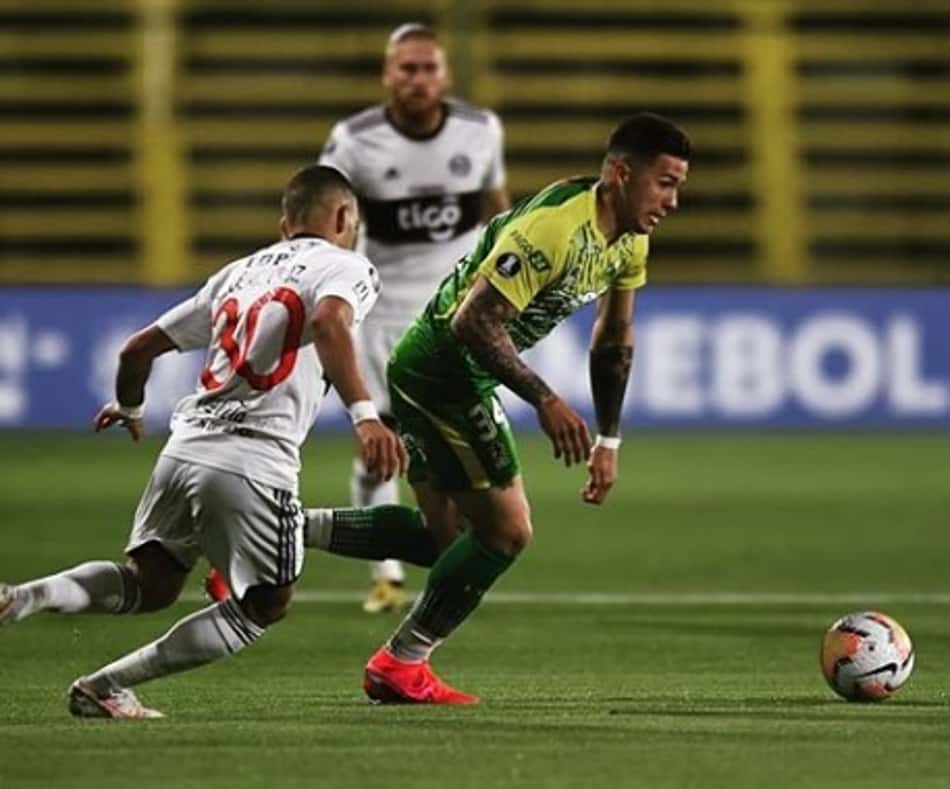 Pelo grupo do Santos, Defensa vence Olimpia e embola a chave G