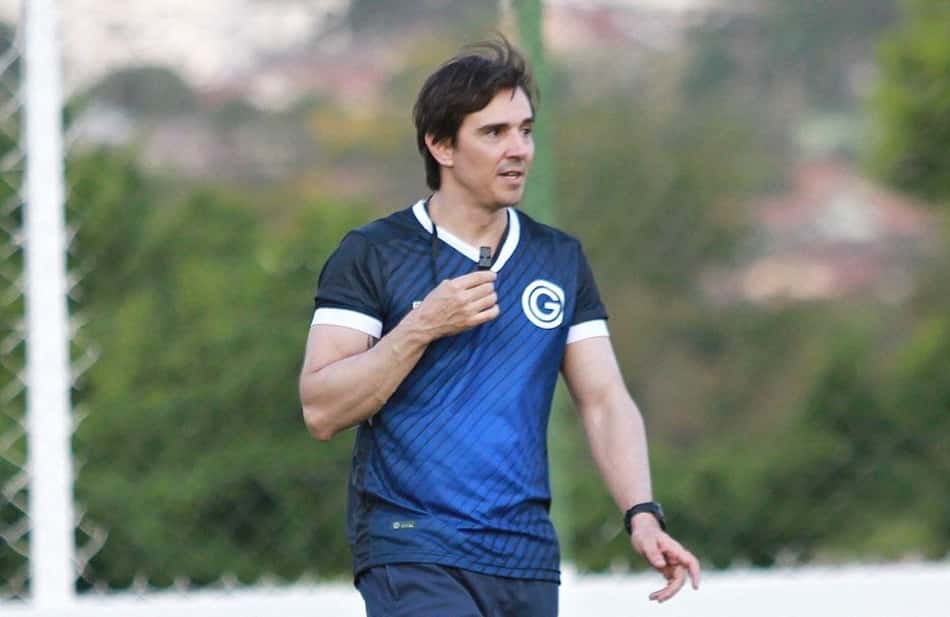 Ao L!, Thiago Larghi cita falta de reforços e critica dirigentes do Goiás