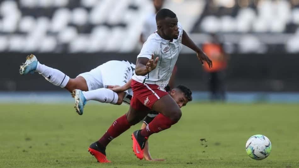 Christian assina com clube de Portugal e agradece Fluminense após 12 anos: 'Momentos inesquecíveis'