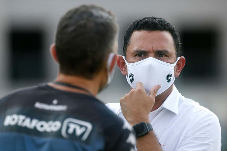 Túlio Lustosa: 'A força que a camisa do Botafogo tem é gigantesca'
