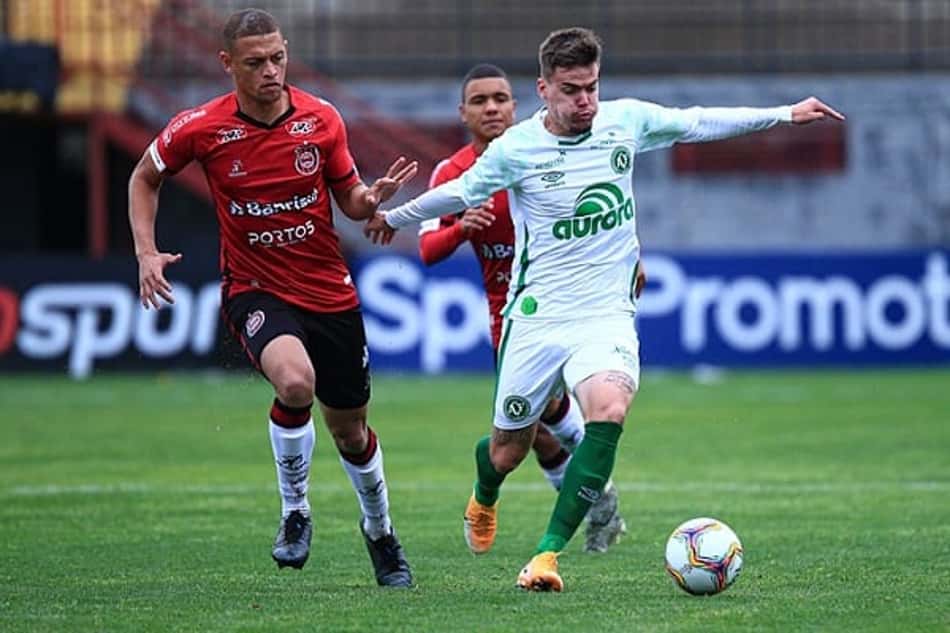 Chapecoense x Brasil de Pelotas: prováveis times, desfalques e onde assistir