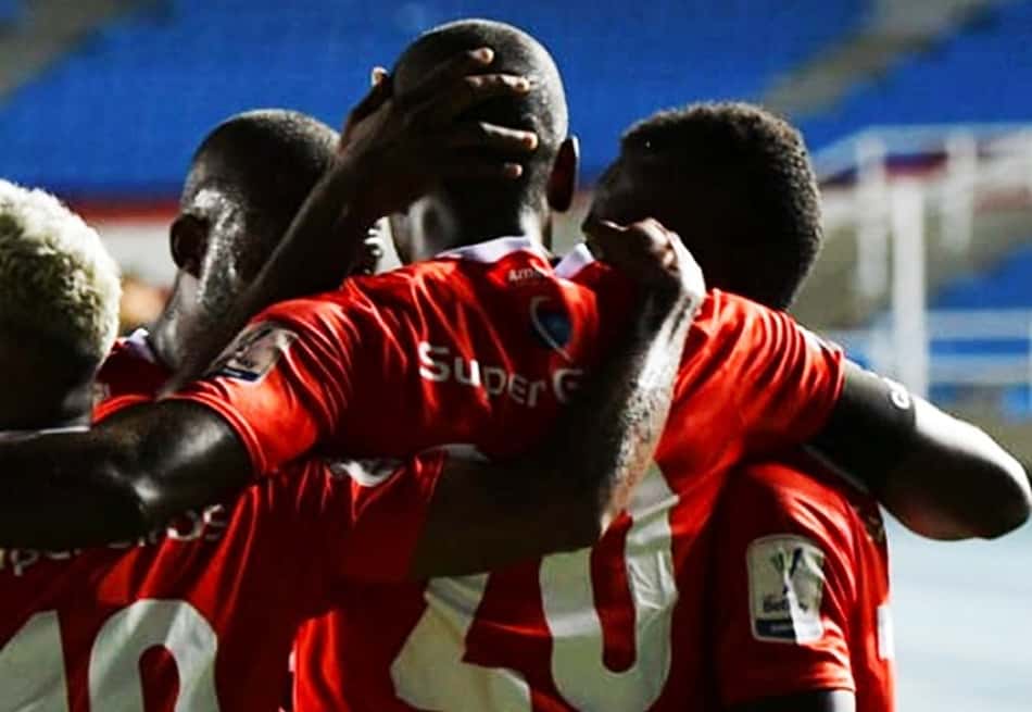 América de Cali retorna a zona dos playoffs na Colômbia