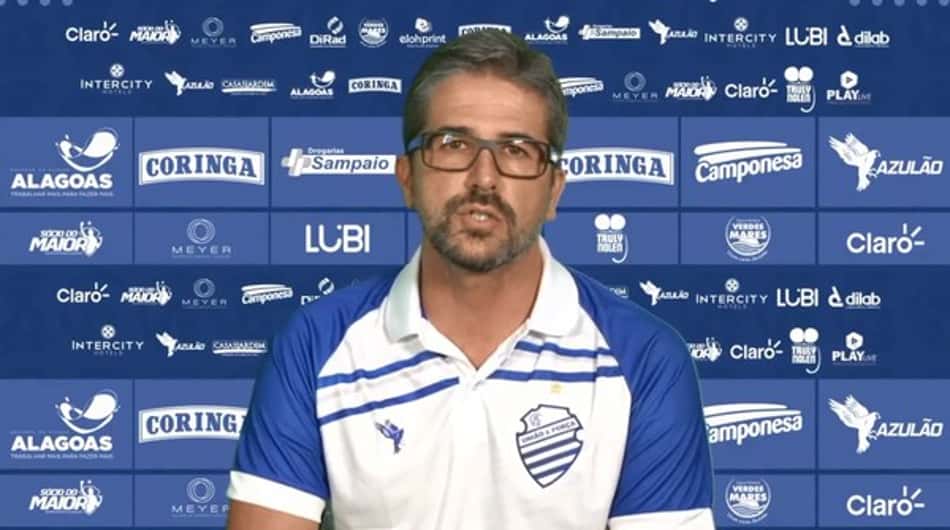 Presidente do CSA confirma saída de Rodrigo Pastana rumo ao Cruzeiro
