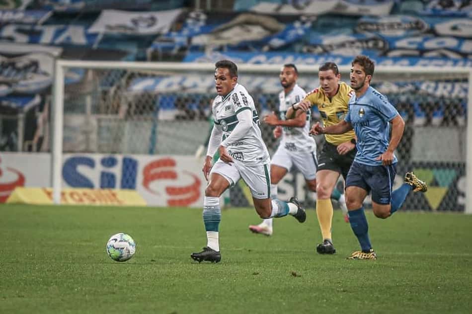 Defesa do Coritiba mostra fragilidade no Brasileirão