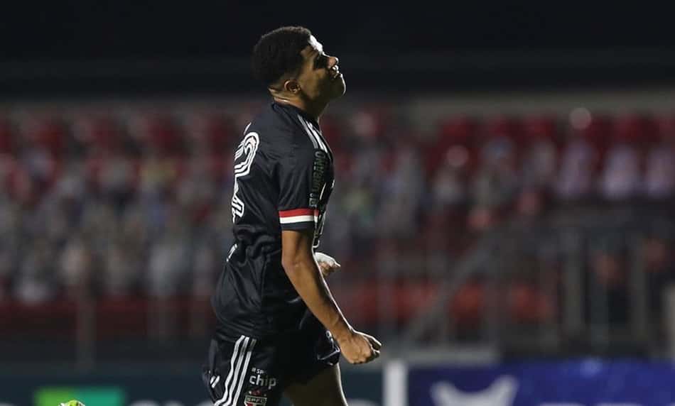 Gabriel Sara está em alta com o técnico Fernando Diniz