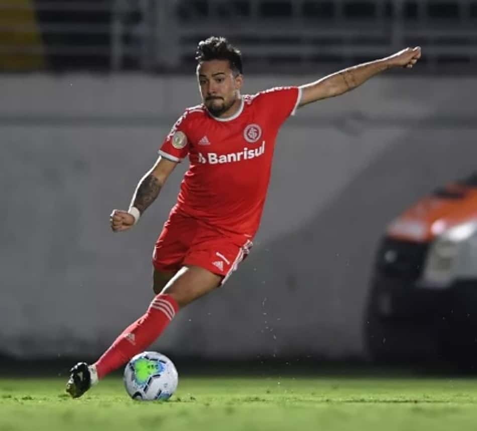'Garçom', Heitor elogia jogo intenso do Internacional