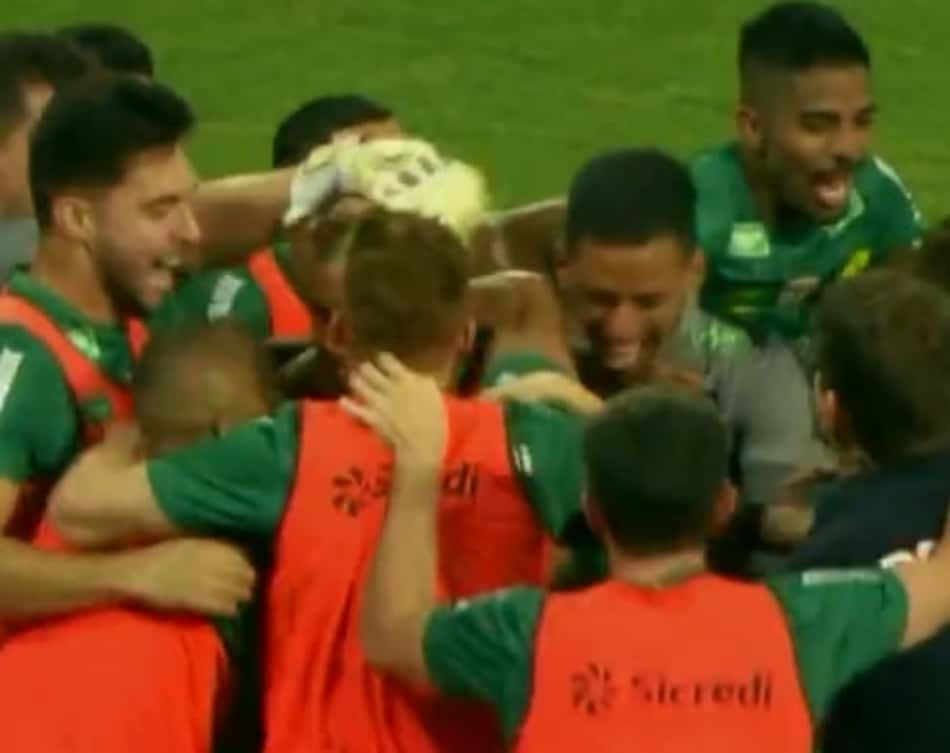 Cuiabá vence a Ponte Preta e dispara na liderança da Série B