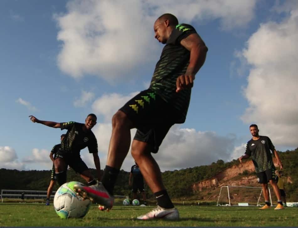 Botafogo tenta, diante do Sport, 'decolar' de vez no Brasileirão