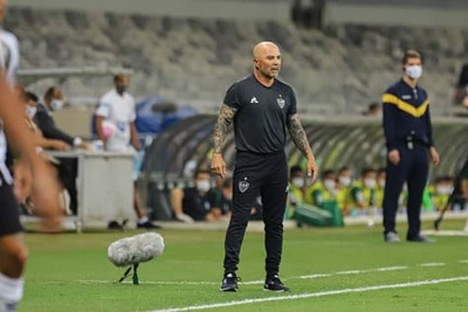 Imprensa francesa 'crava' interesse de Sampaoli em acertar contrato com o Olympique de Marselha