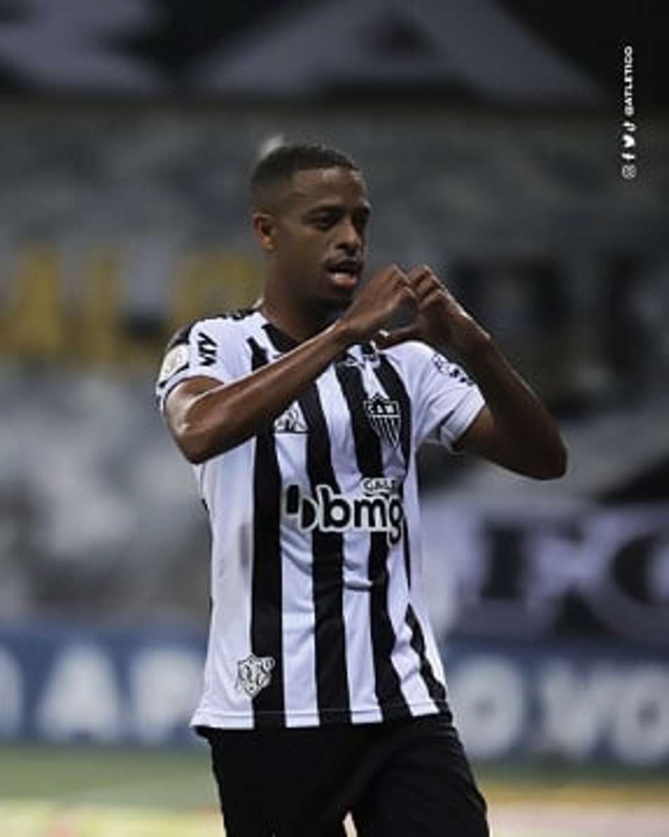 Keno garante cobrança por melhoras dentro de campo: 'Espero voltar a ser o mesmo do ano passado'