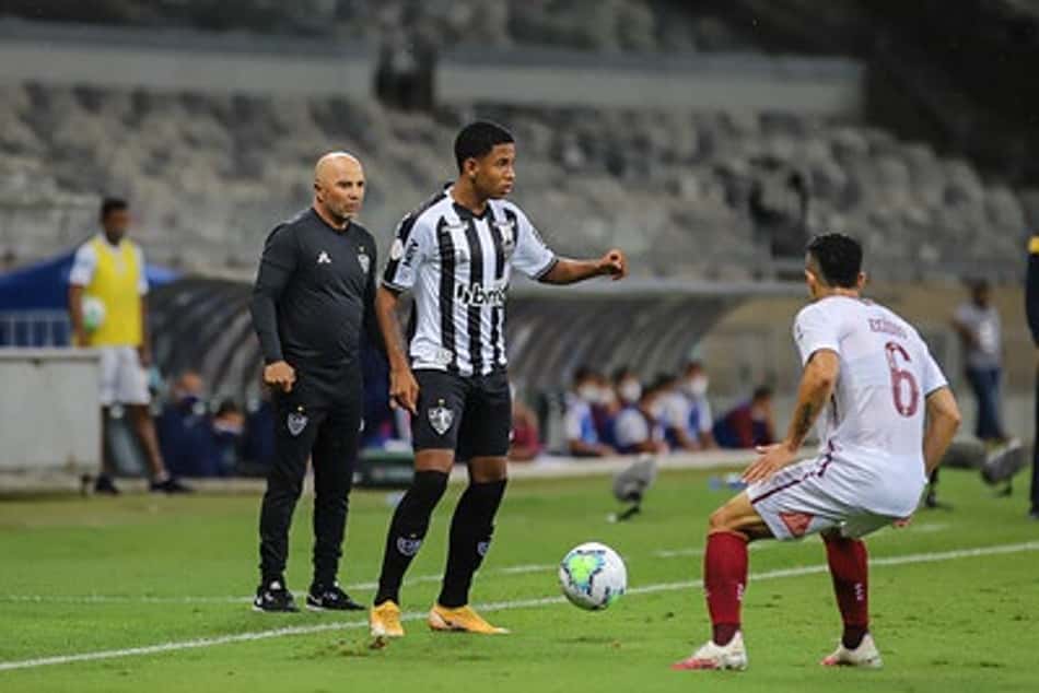 Sampaoli vê segundo tempo 'incrível' do Galo apesar do empate em casa