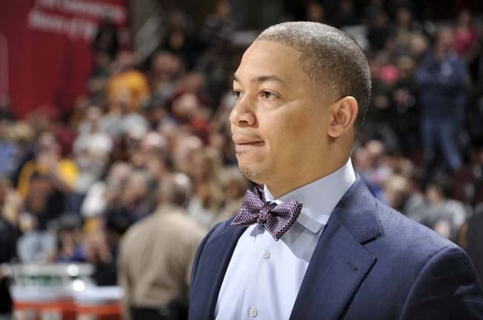 Embiid teria "vetado" Tyronn Lue como técnico do Sixers