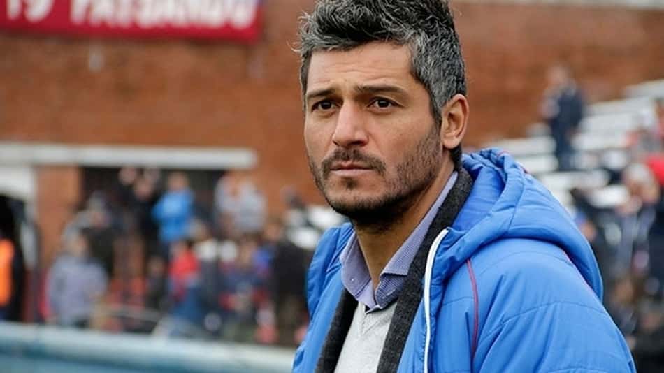 Ex-Nacional nega proposta do Palmeiras, mas admite querer trabalhar no Brasil