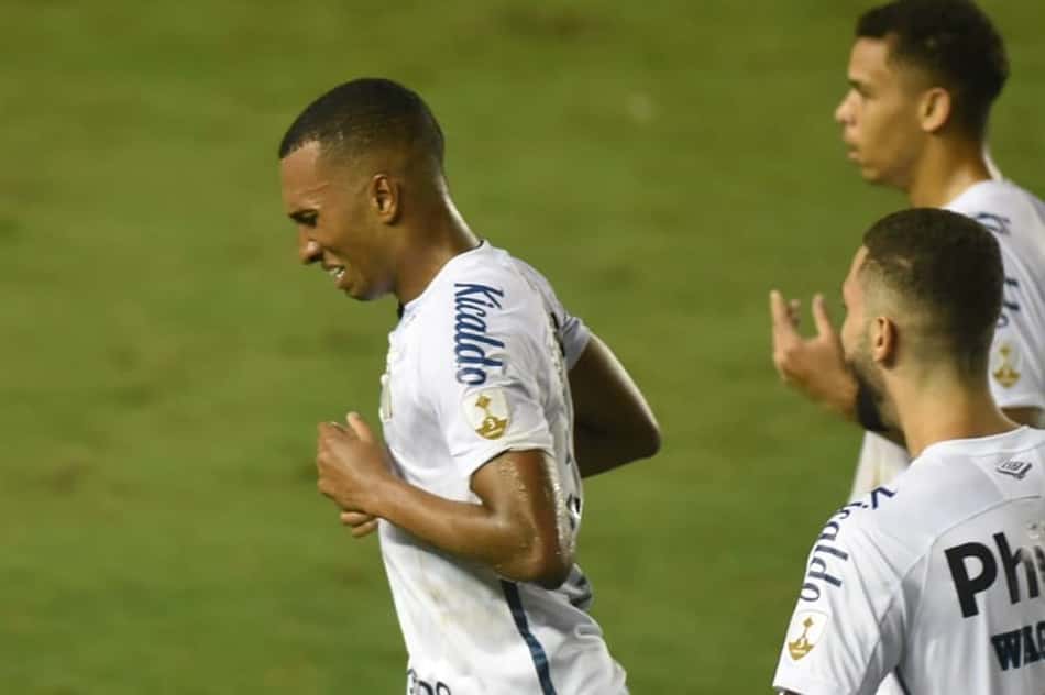 Como Lucas Braga usou as críticas para dar a volta por cima no Santos
