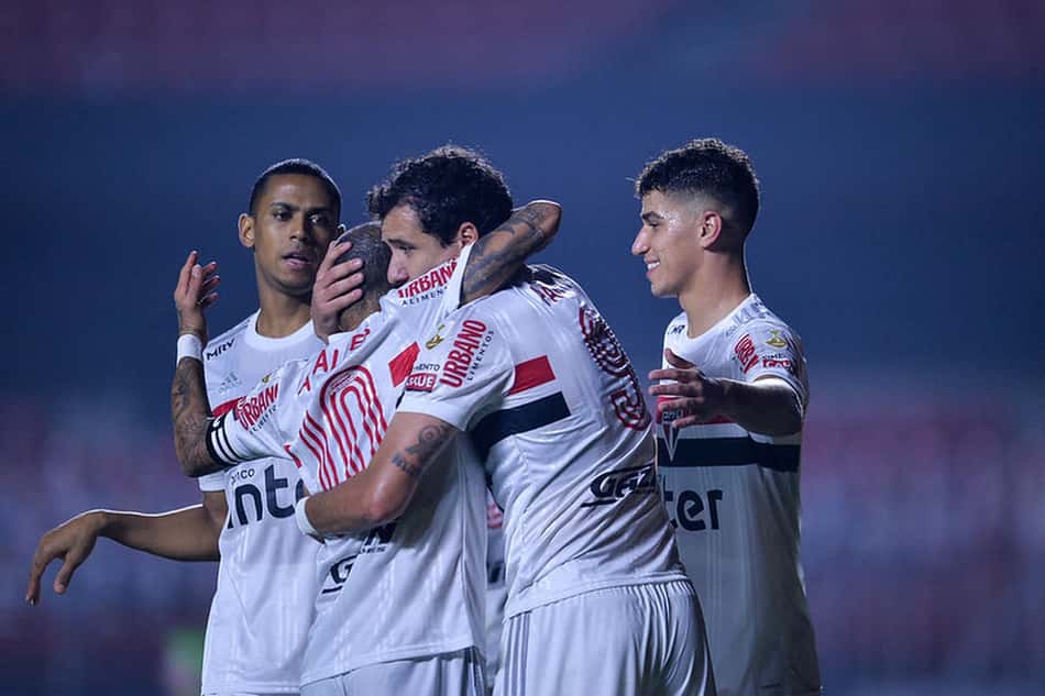 Pablo lamenta campanha tricolor na Libertadores: 'Vergonhosa'