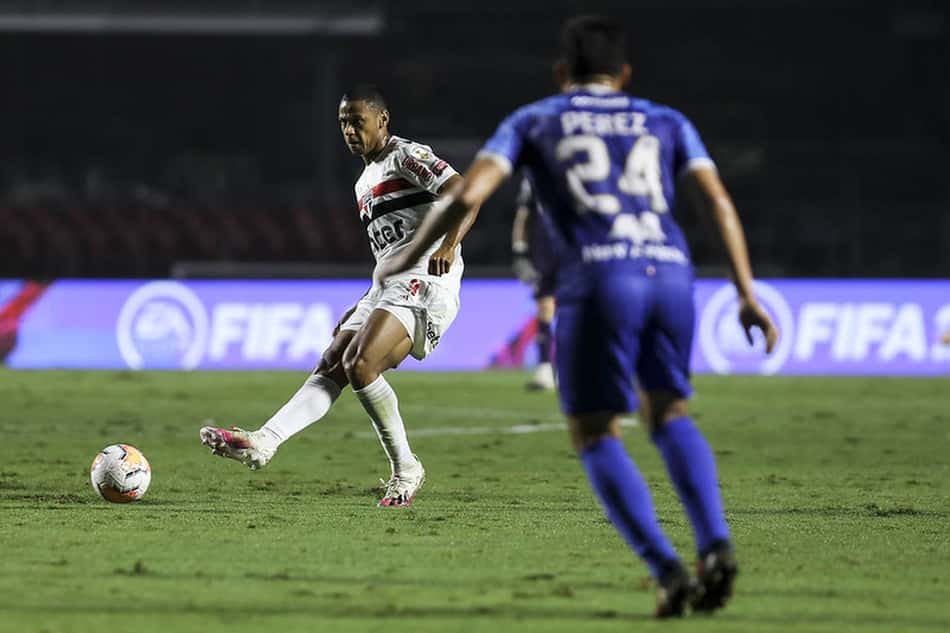 Bruno Alves elogia elenco do São Paulo: 'Confiamos no nosso trabalho'