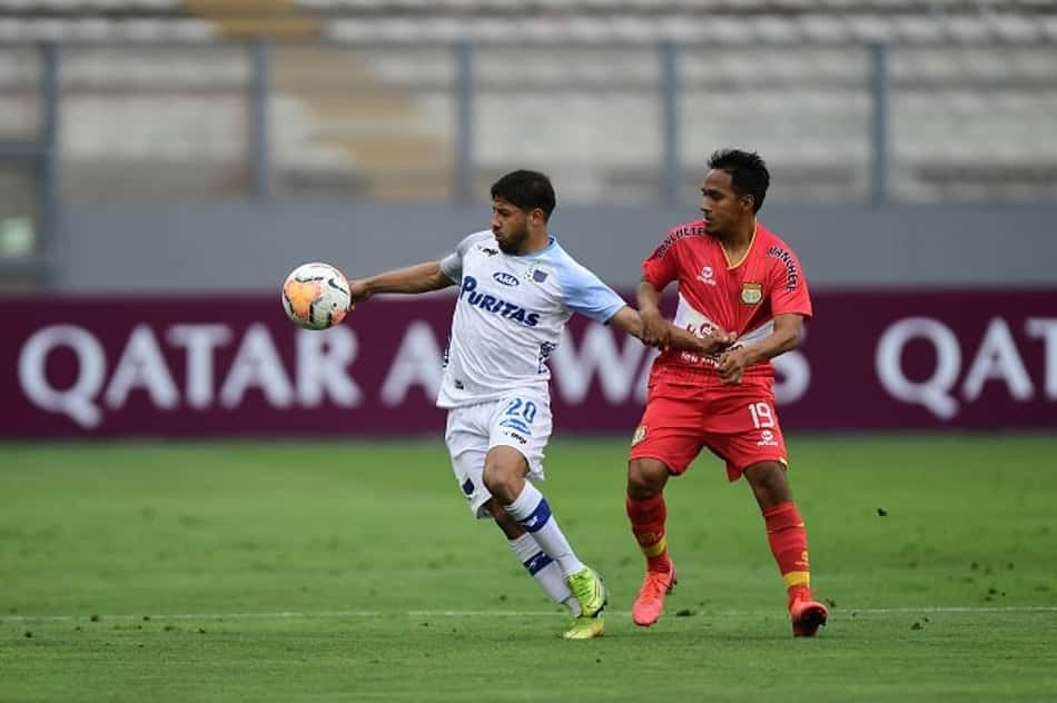 Liverpool sai na frente, mas Huancayo busca a igualdade em Lima