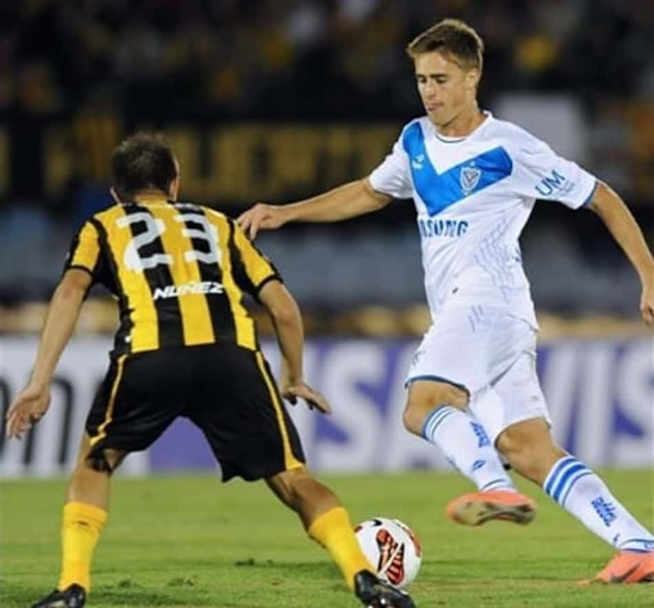 Rivais desta noite, Vélez e Peñarol já disputaram semi épica da Liberta
