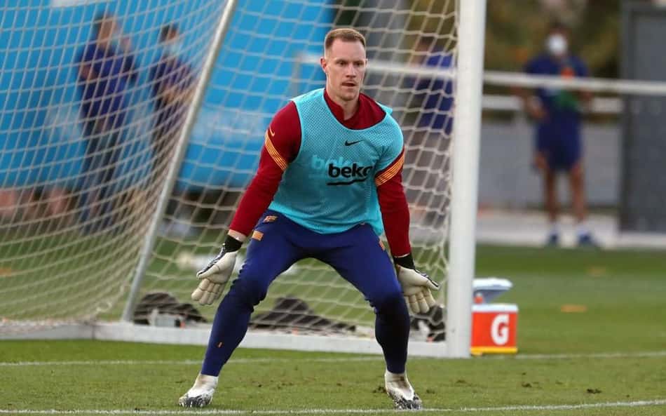 Ídolo da Alemanha dispara sobre situação de Ter Stegen no Barcelona: 'Tem que sair'