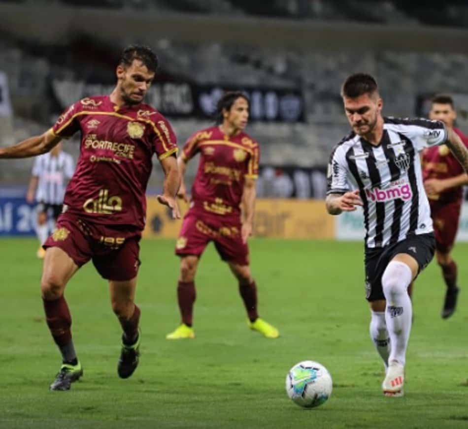 Rafael Thyere volta a jogar após oito meses e mira sequência no Sport