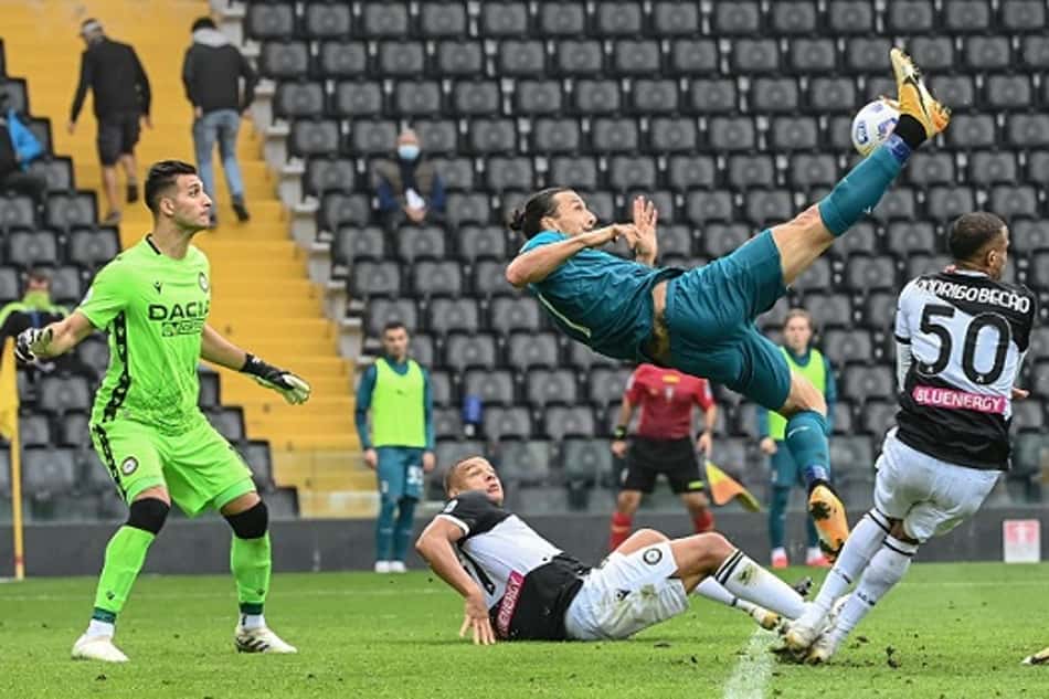 Com golaço de Ibra, Milan vence a Udinese fora de casa e abre vantagem na liderança