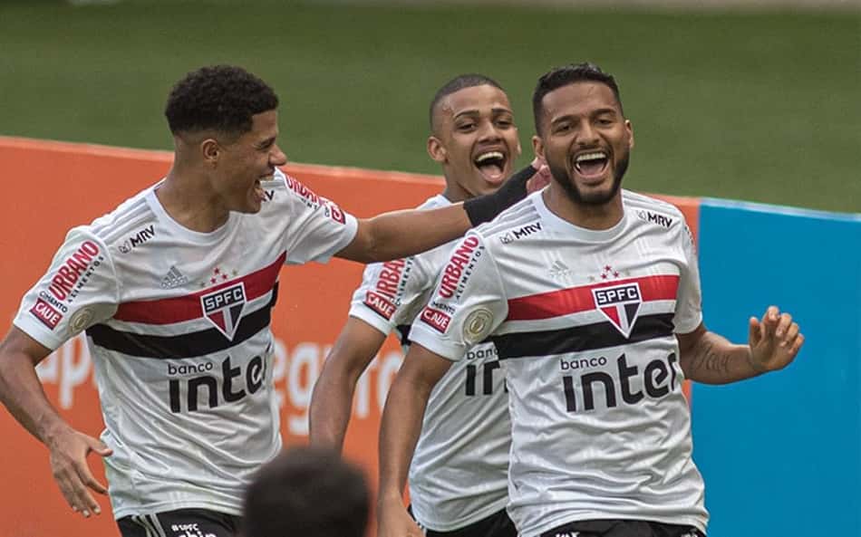 Comemoração Reinaldo - Flamengo x São Paulo