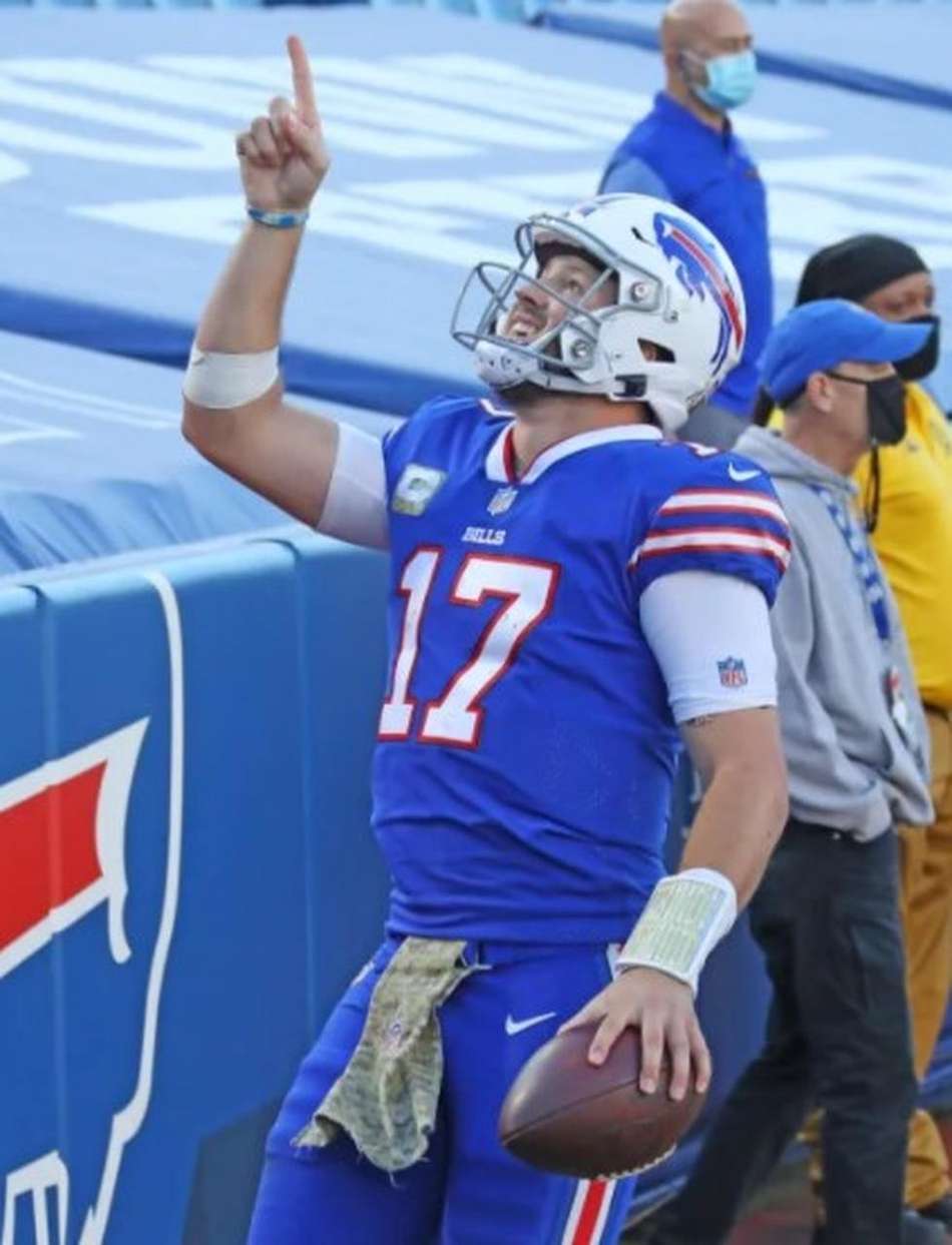 Torcida do Buffalo homenageia avó de Josh Allen com doações para hospital infantil