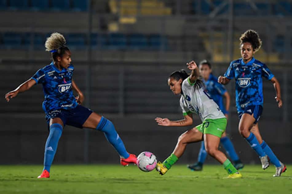 Time feminino do Cruzeiro tem nove atletas com Covid-19, mas jogo pelo Mineiro contra o Ipatinga é mantido